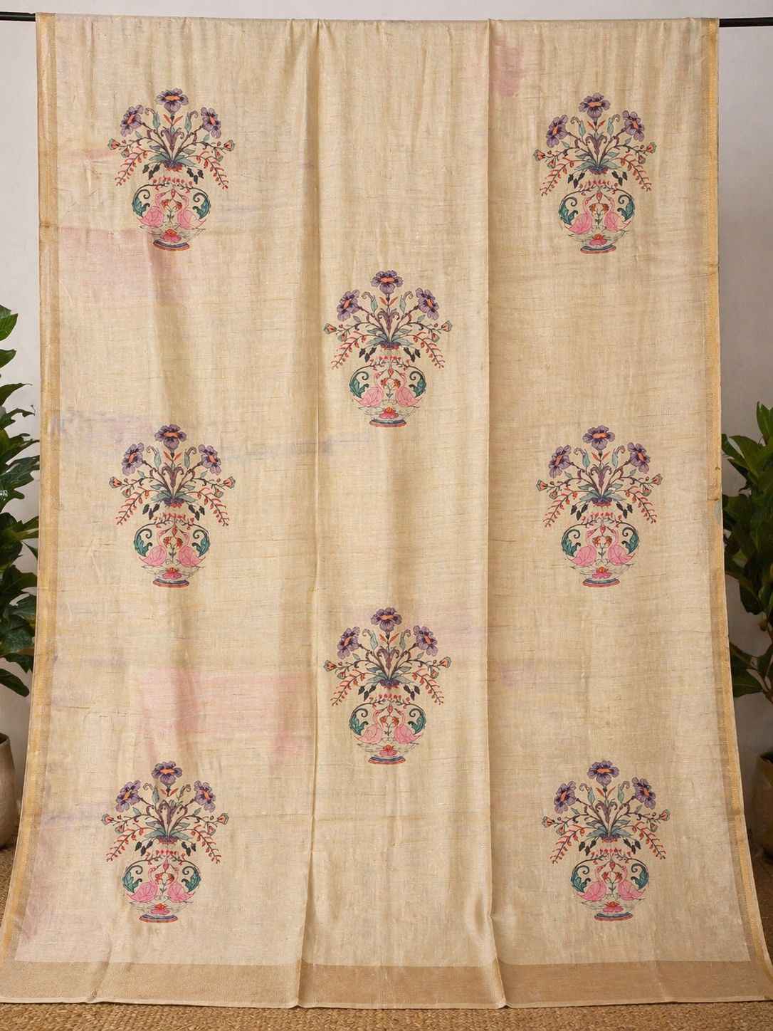 Gold Semi Tussar Sequin Pallu Saree