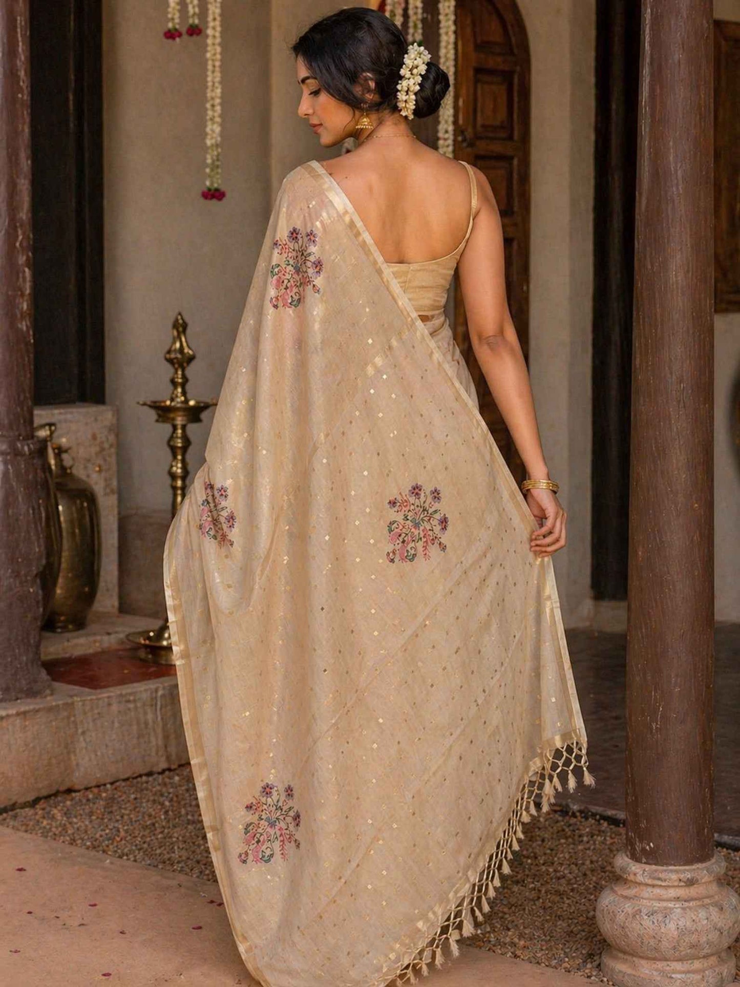 Gold Semi Tussar  Sequin Pallu Saree