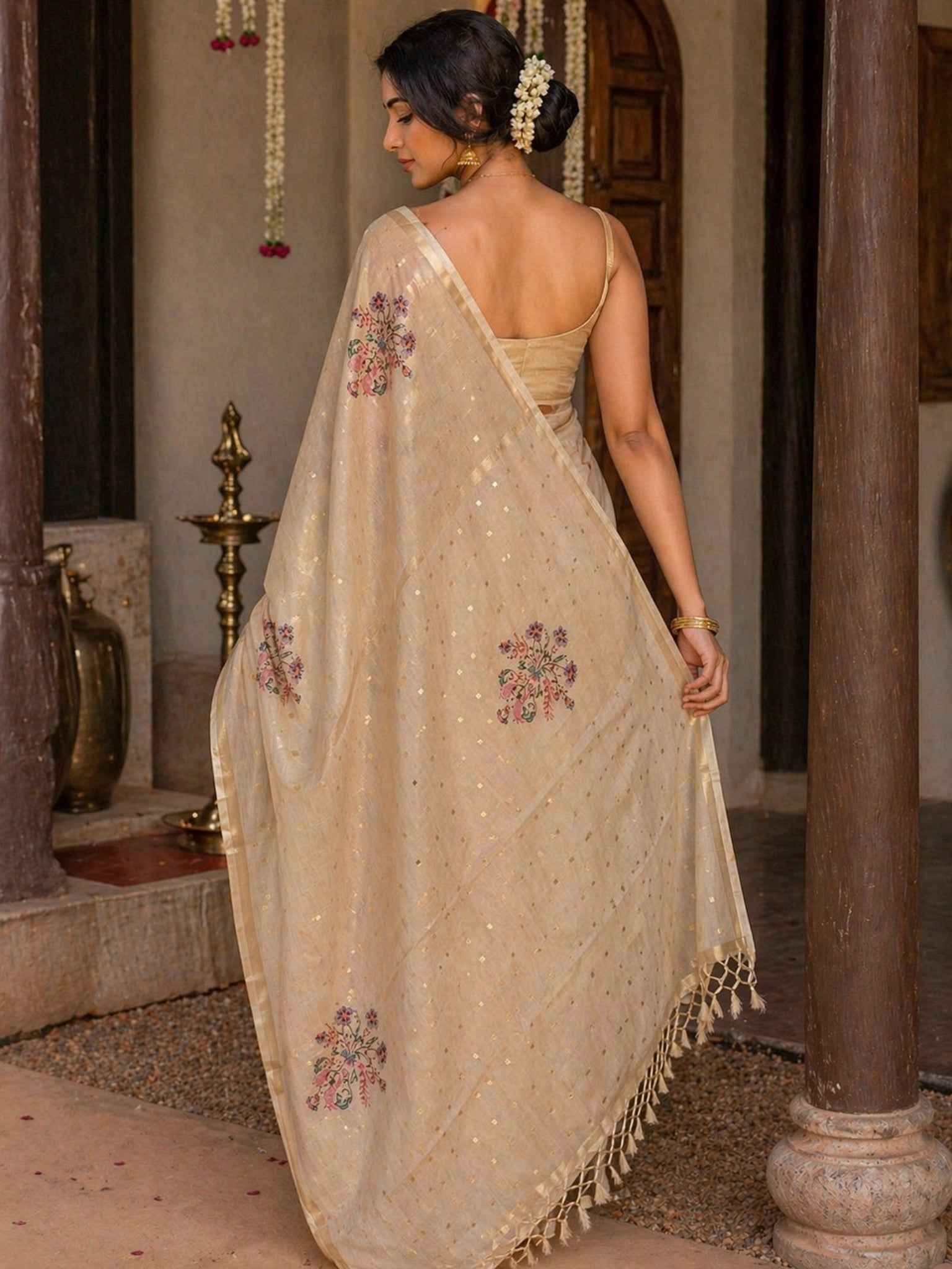 Gold Semi Tussar  Sequin Pallu Saree